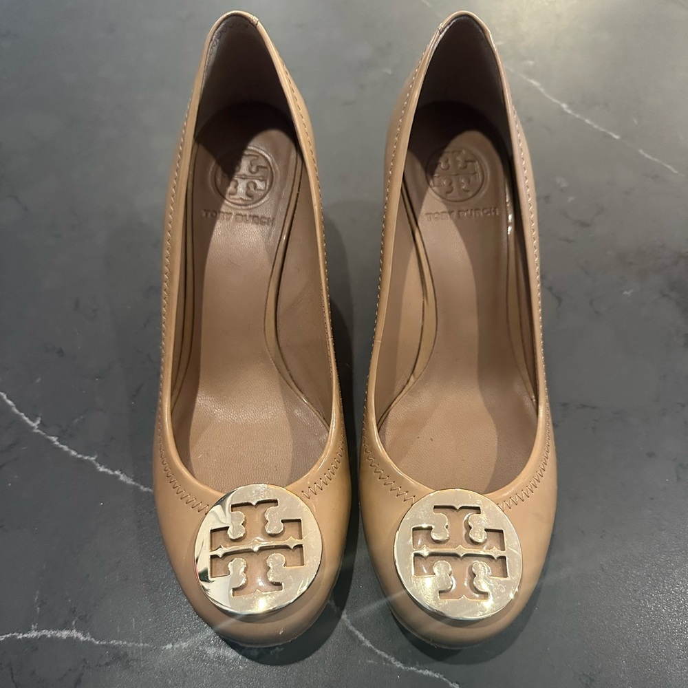 Tory Burch Beige Leather Wedge Heels with Logo Accent